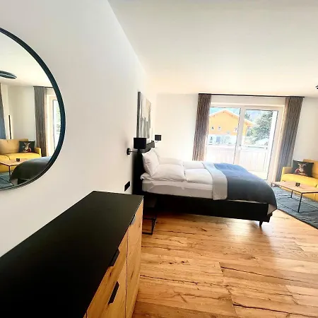 Auhof - 4*
